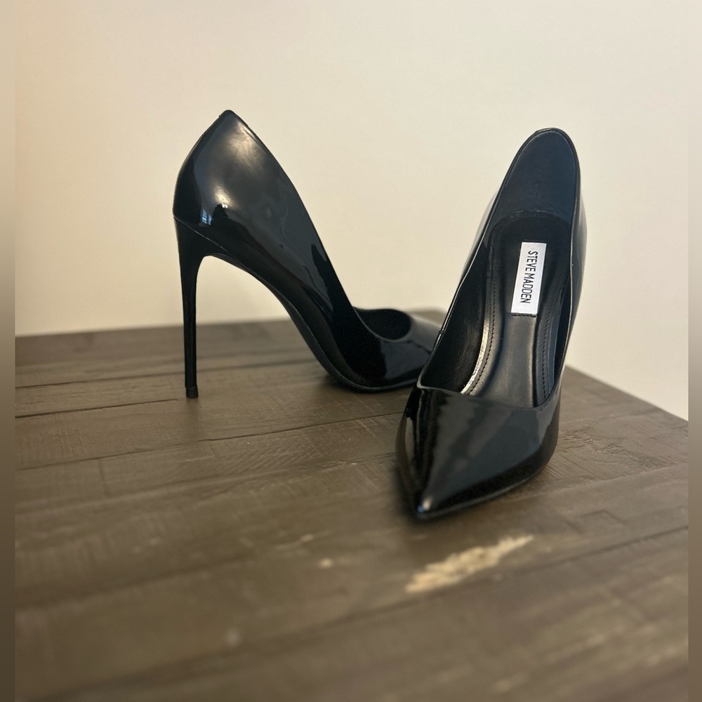 Steve Madden Pumps!